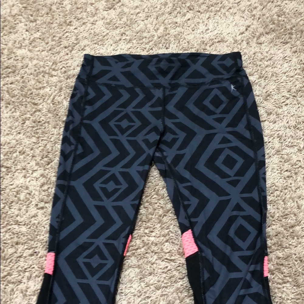 Women’s workout leggings